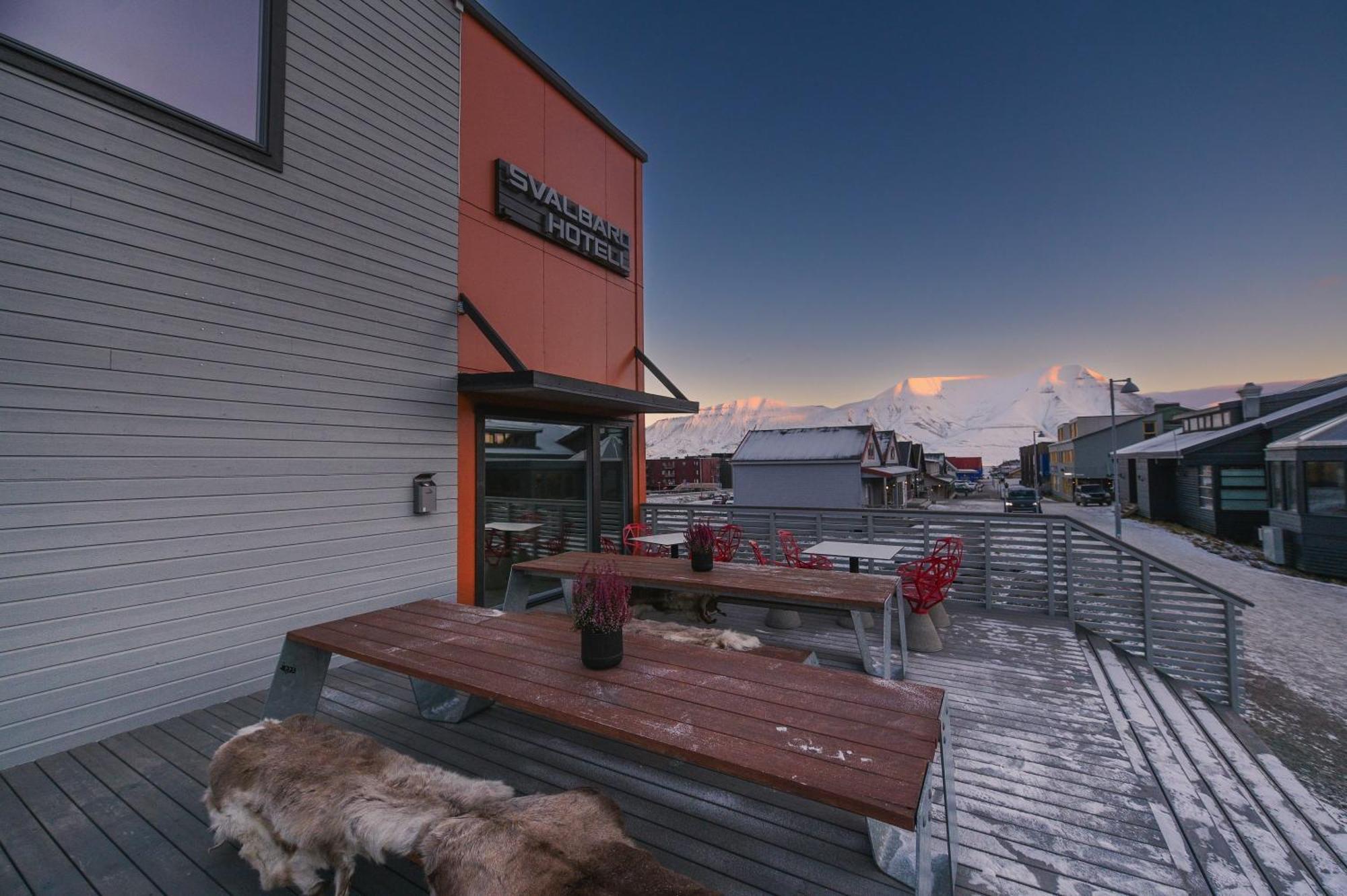 Svalbard Hotell | Polfareren Longyearbyen Kültér fotó
