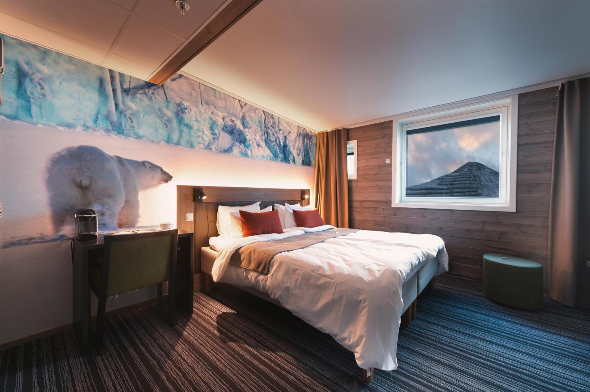 Svalbard Hotell | Polfareren Longyearbyen Kültér fotó