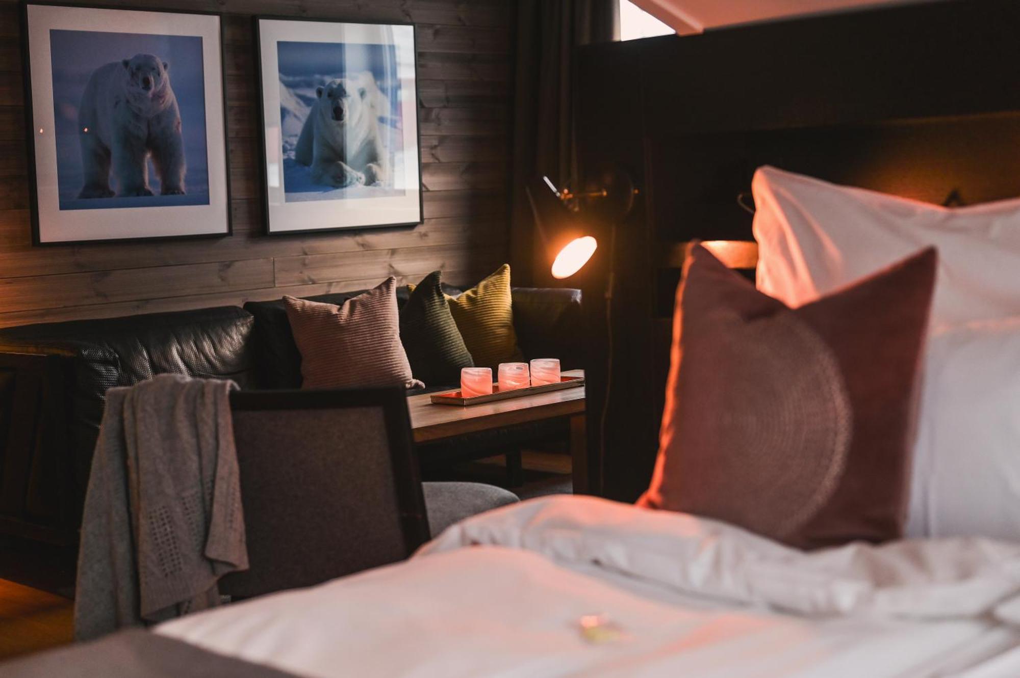 Svalbard Hotell | Polfareren Longyearbyen Kültér fotó