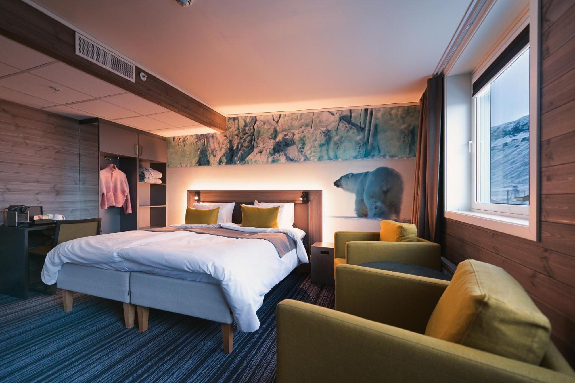 Svalbard Hotell | Polfareren Longyearbyen Kültér fotó