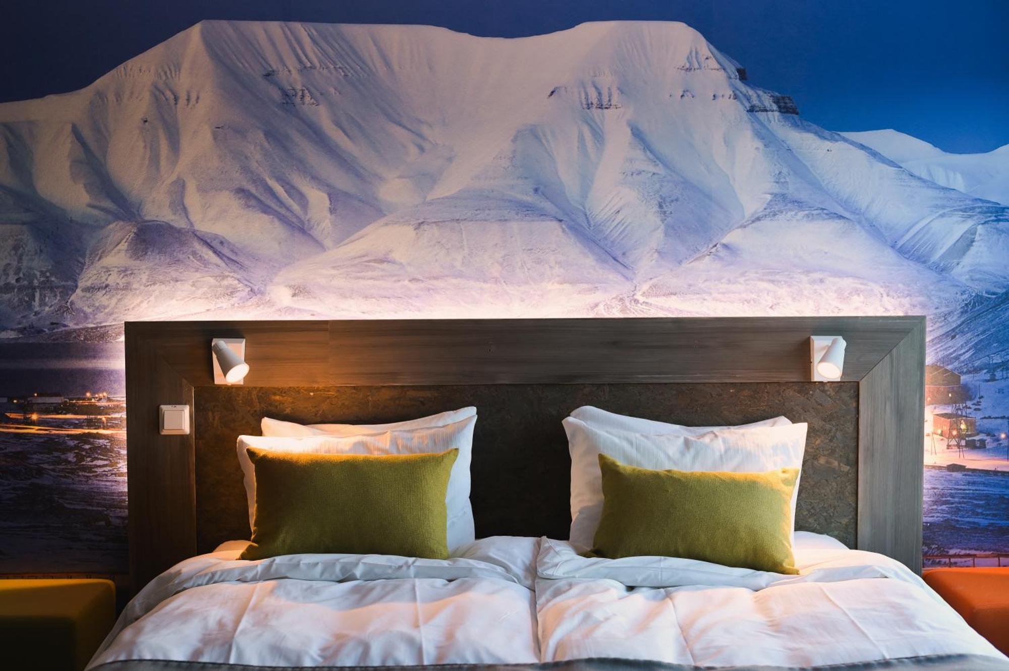 Svalbard Hotell | Polfareren Longyearbyen Kültér fotó