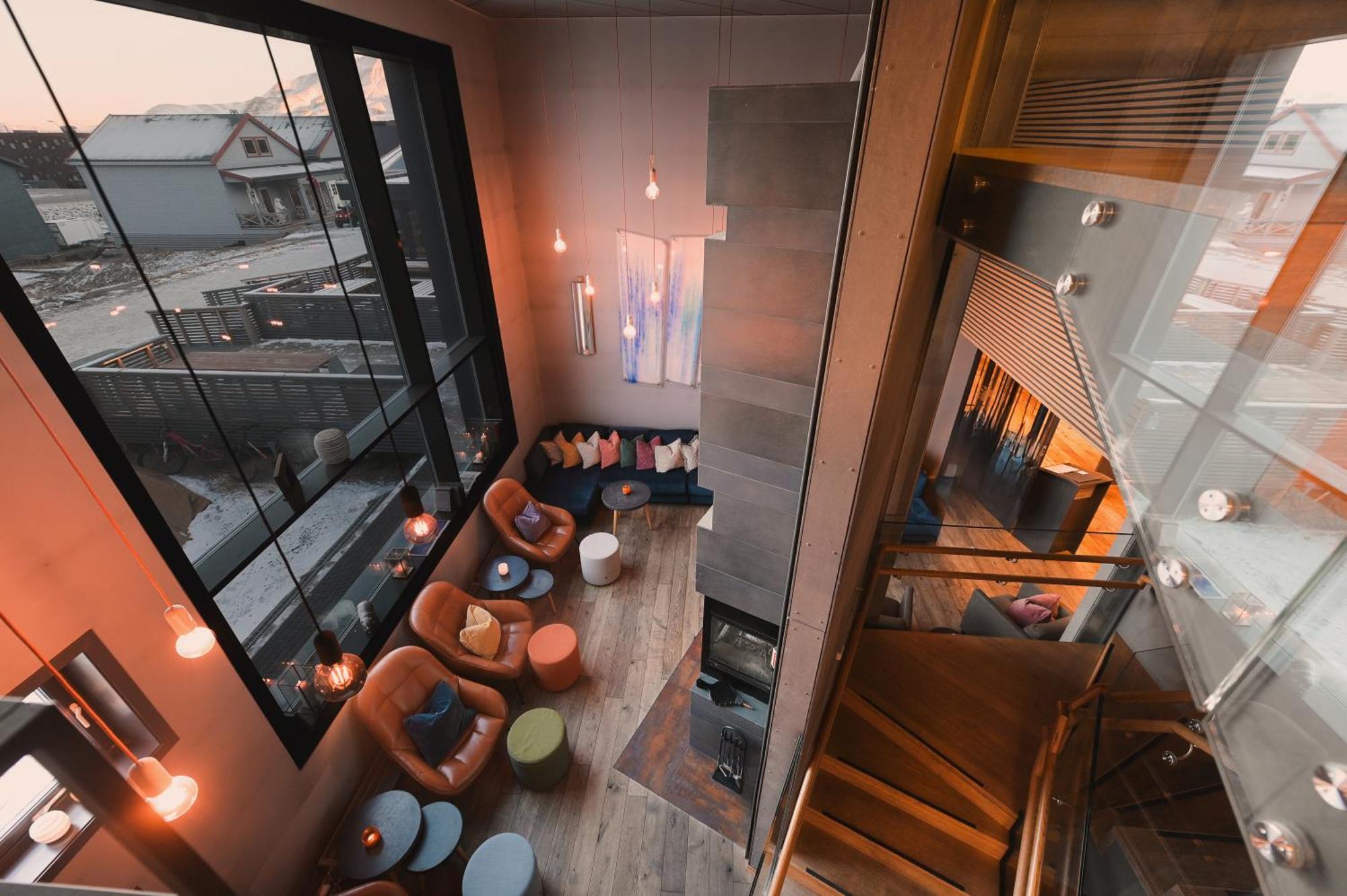 Svalbard Hotell | Polfareren Longyearbyen Kültér fotó