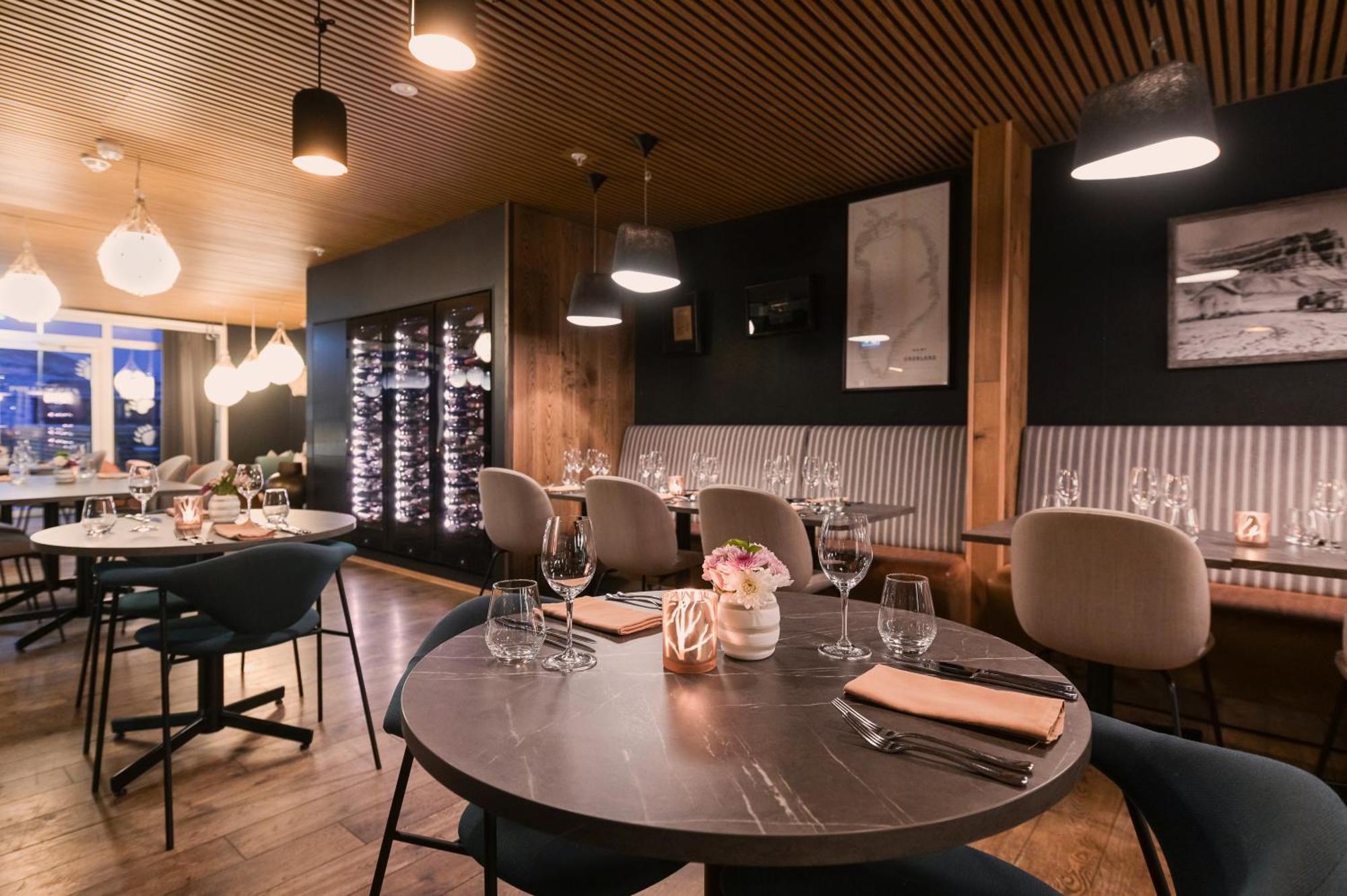 Svalbard Hotell | Polfareren Longyearbyen Kültér fotó