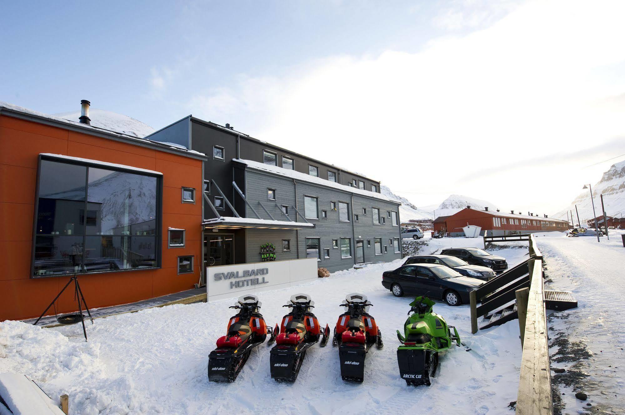 Svalbard Hotell | Polfareren Longyearbyen Kültér fotó